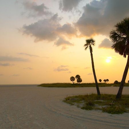 South Beach Oceanfront Resort St. Pete Beach Kültér fotó