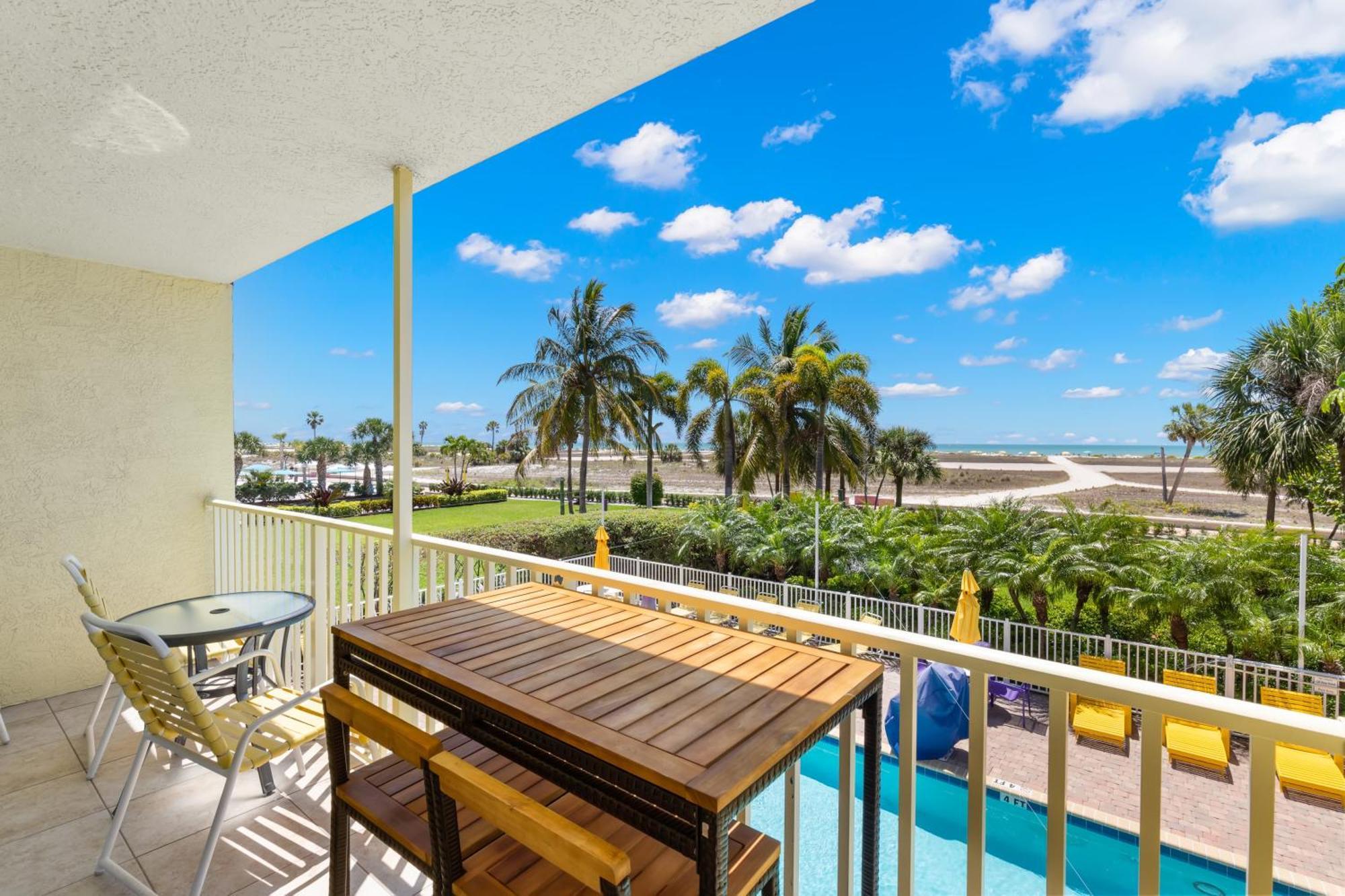 South Beach Oceanfront Resort St. Pete Beach Szoba fotó